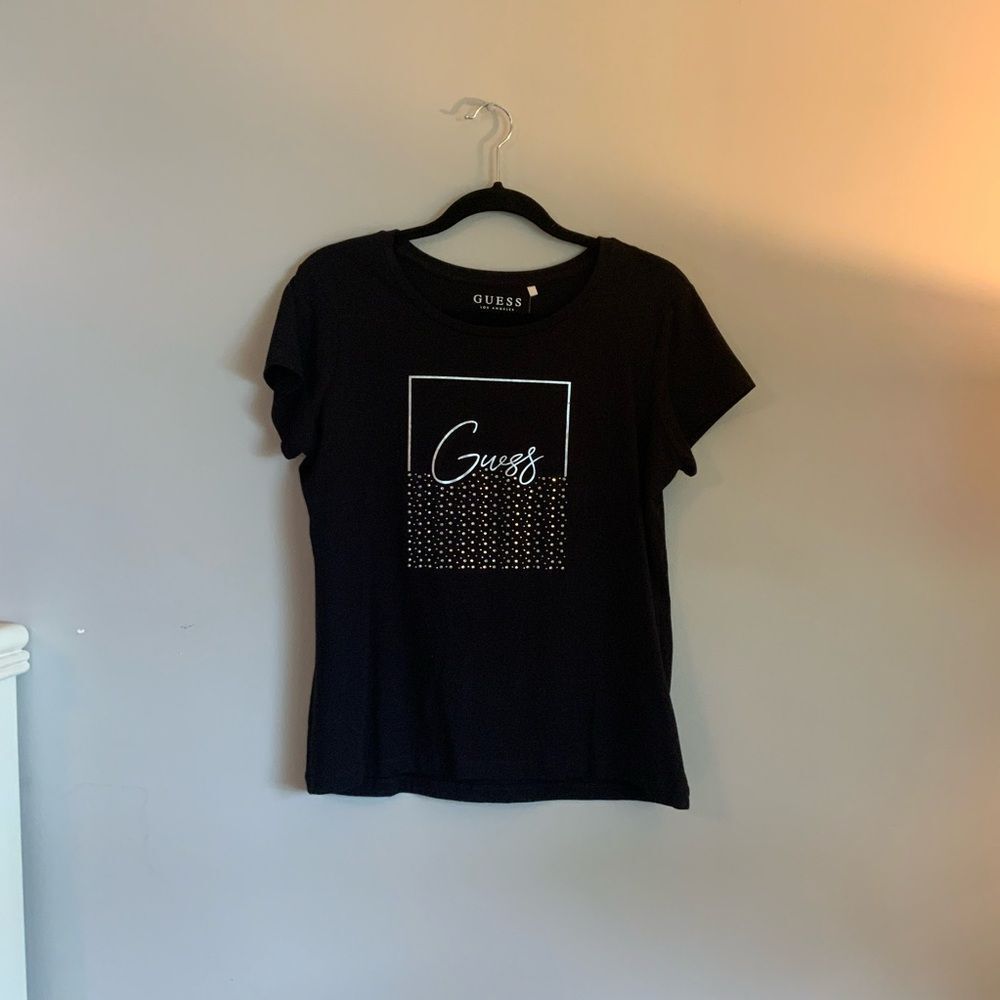 Guess Black Graphic Short Sleeve Crew neck Embellished NWT Tee Large - Picture 2 of 8